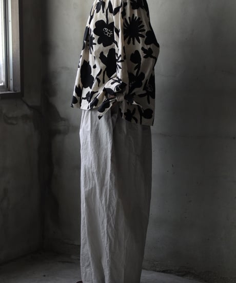 cavane キャヴァネ / Gather Neck Pullover Blouse linen&cottonブラウス / ca-26066
