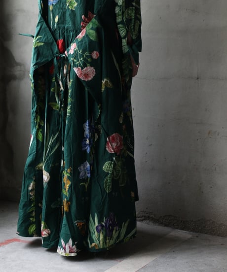 ALEKSANDR MANAMISアレクサンダーマナミ/ JARDIN VERT 3/4 APRON DRESSワンピース/ am-25001