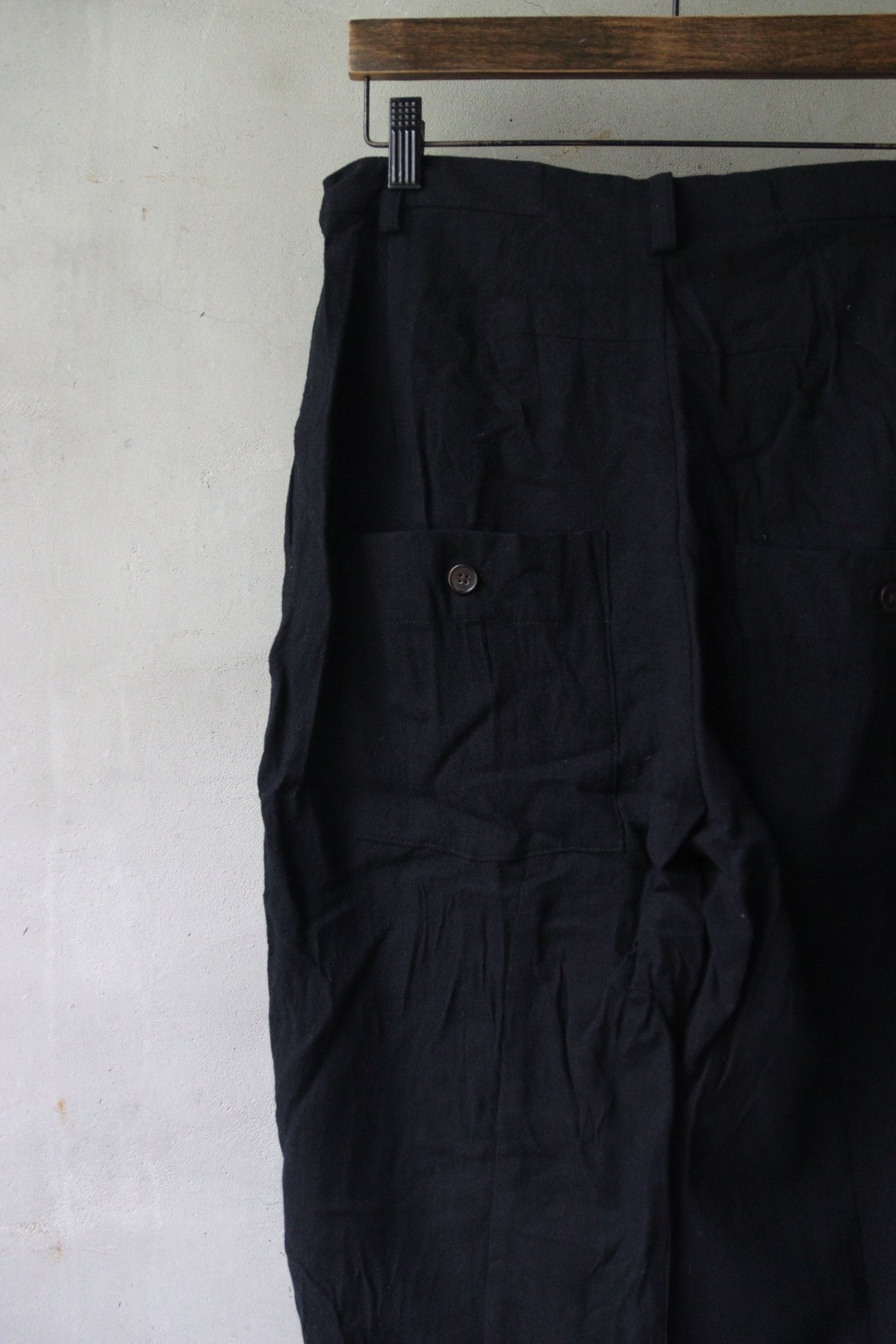 ALEKSANDR MANAMISアレクサンダーマナミ/ SEMI WIDE CROPPED