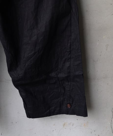 ALEKSANDR MANAMISアレクサンダーマナミ/ UTTON LEG LOOSE PANTトラウザーズ / am-25007