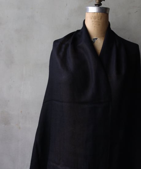 ALEKSANDR MANAMISアレクサンダーマナミ/ CASHMERE SCARF - BLACKショール/ am-25025