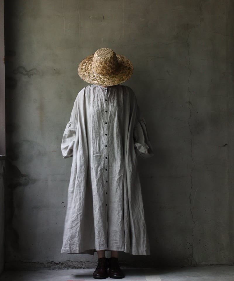cavane キャヴァネ / Balloon sleeve dress linen100ワンピ