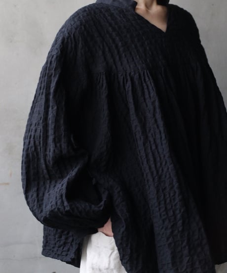 cavane キャヴァネ / Stand coll gathered chest linen & cottonブラウス / ca-26002