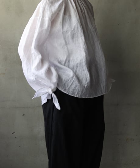 cavane キャヴァネ / Gather Neck Pullover Blouse linen100ブラウス / ca-26068