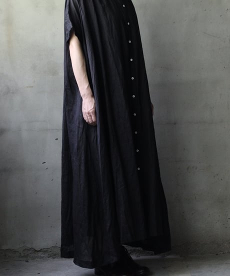 cavane キャヴァネ / Balloon no-sleeve dress Linen100ワンピース / ca-25130
