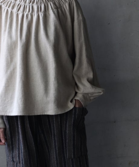 cavane キャヴァネ / Gathered stitch blouse linen & cottonブラウス / ca-25175