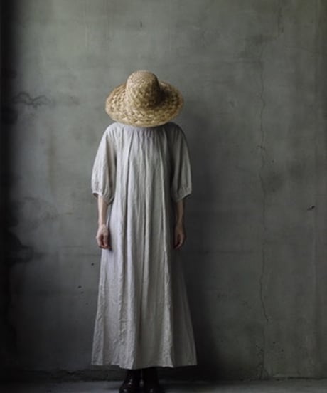 cavane キャヴァネ / Over Tuck Linen100 Dressワンピース / ca-25100