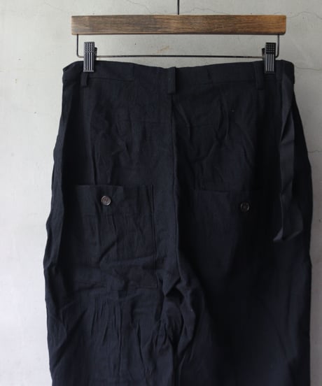 ALEKSANDR MANAMISアレクサンダーマナミ/ SEMI WIDE CROPPED PANTパンツ / am-23024