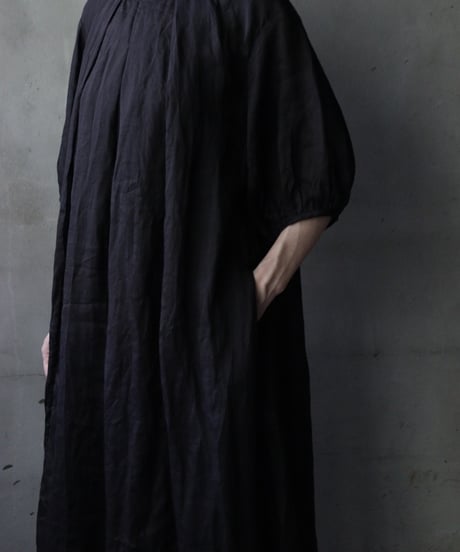 cavane キャヴァネ / Over Tuck Linen100 Dressワンピース / ca-25102
