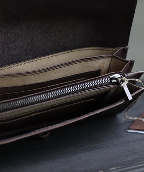 ALEKSANDR MANAMISアレクサンダーマナミ/ ALEKSANDR MANAMIS x tagliovivo Large Wallet / am-25011