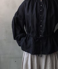 cavane キャヴァネ / Stand collar with waist drawstring blouse linen100ブラウス / ca-26060