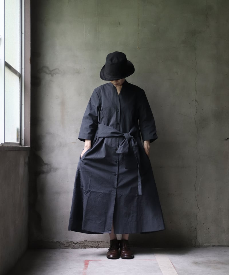 BERFABEL バーグファベル 半袖 ワンピース ネイビー サイズ40 BERFABEL バーグファベル 半袖 ワンピース ネイビー サイズ40