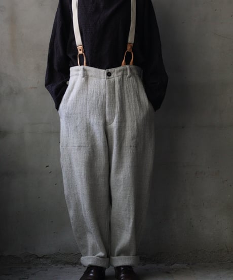 cavane キャヴァネ / Over-pants with suspender wool100パンツ / ca-25160