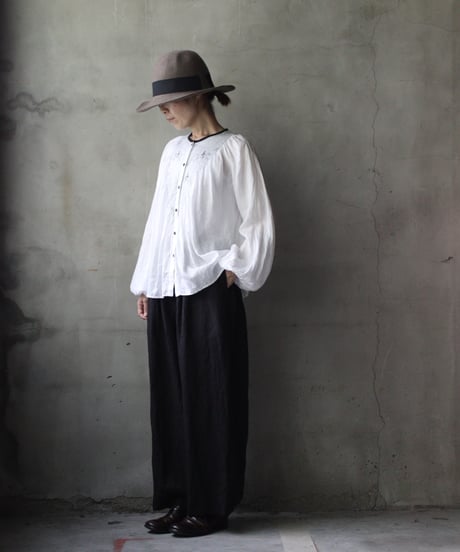 cavane キャヴァネ / Collarless raglan linen100 blouseブラウス / ca-25134