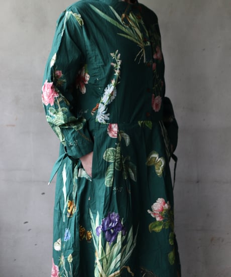 ALEKSANDR MANAMISアレクサンダーマナミ/ JARDIN VERT 3/4 APRON DRESSワンピース/ am-25001