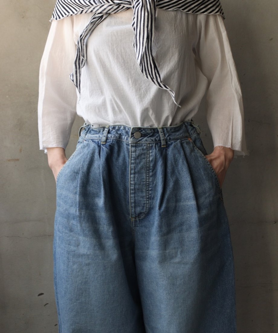 69b91d573130cc167327e18c
