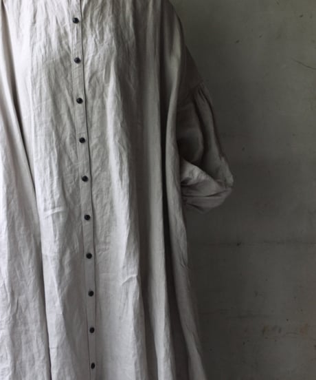 cavane キャヴァネ / Balloon sleeve dress linen100ワンピース / ca-25058