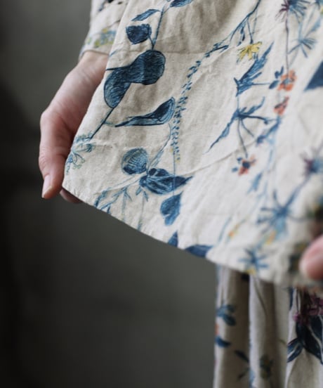 cavane キャヴァネ / V Pull-over blouse linen&cottonブラウス / ca-26061
