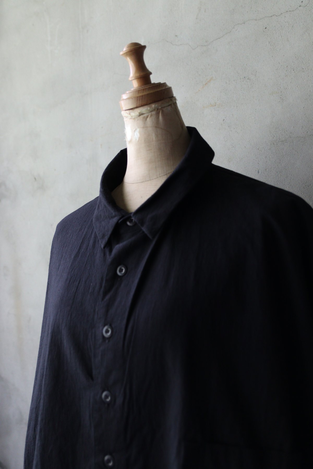 KLASICA(クラシカ)フィッシュテール KLASICA（クラシカ） Anatomical Cut Zip Cardigan DRIVE-SV 25F