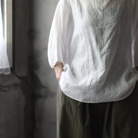 Plantation リネンキャンブリック チュニック 白 ゆったり 日本製 Plantation リネンキャンブリック チュニック 白 ゆったり 日本製