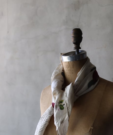ALEKSANDR MANAMISアレクサンダーマナミ/ LES FRUITS HANDKERCHIEF SCARFスカーフ / am-26012