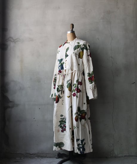 ALEKSANDR MANAMISアレクサンダーマナミ/ LES FRUITS LOOSE FRONT DRESSワンピース / am-26014