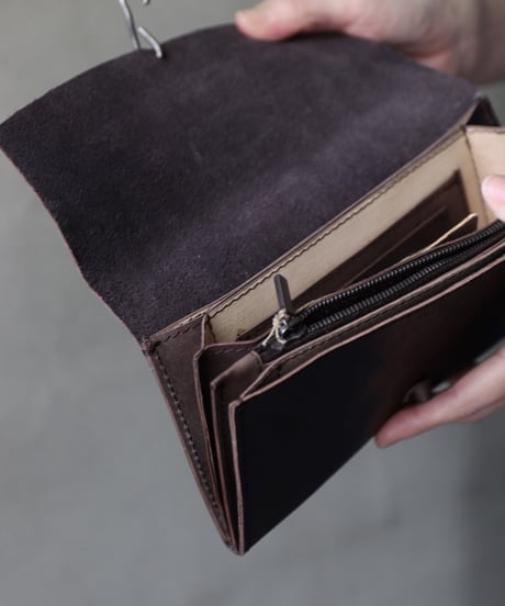 ALEKSANDR MANAMISアレクサンダーマナミ/ ALEKSANDR MANAMIS x tagliovivo Large Wallet / am-25011