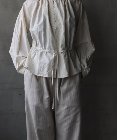 cavane キャヴァネ / Stand collar with waist drawstring blouse cotton&linenブラウス / ca-26058