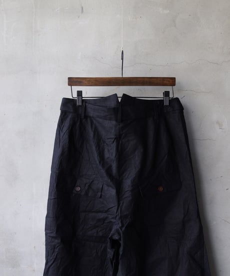 ALEKSANDR MANAMISアレクサンダーマナミ/ UTTON LEG LOOSE PANTトラウザーズ / am-25007