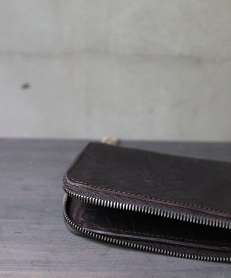 ALEKSANDR MANAMISアレクサンダーマナミ/ AM-T SOFFIETTO WALLET - BROWN革財布 /am-26016