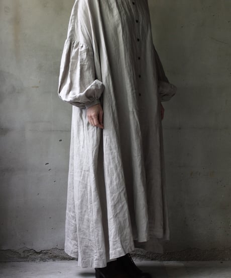 cavane キャヴァネ / Balloon sleeve dress linen100ワンピース / ca-25058