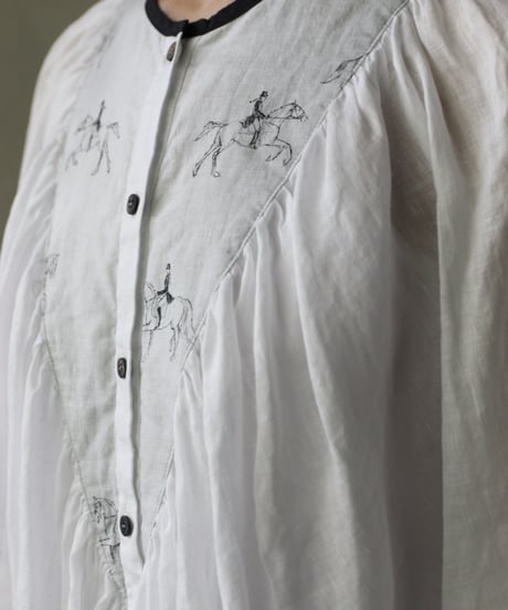 cavane キャヴァネ / Collarless raglan linen100 blouseブラウス / ca-25134