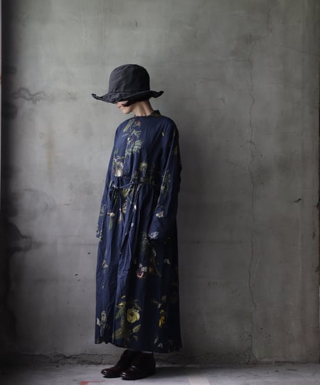 ALEKSANDR MANAMISアレクサンダーマナミ/ NATURA BLEU LOOSE FRONT DRESSワンピース/ am-25013