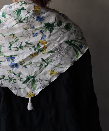 cavane キャヴァネ / Limited Scarf with tassel linen100スカーフ / ca-26041