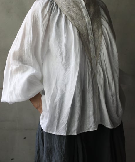 cavane キャヴァネ / Collarless raglan linen100 blouseブラウス / ca-25133