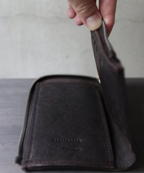 ALEKSANDR MANAMISアレクサンダーマナミ/ AM-T SOFFIETTO WALLET - BROWN革財布 /am-26016
