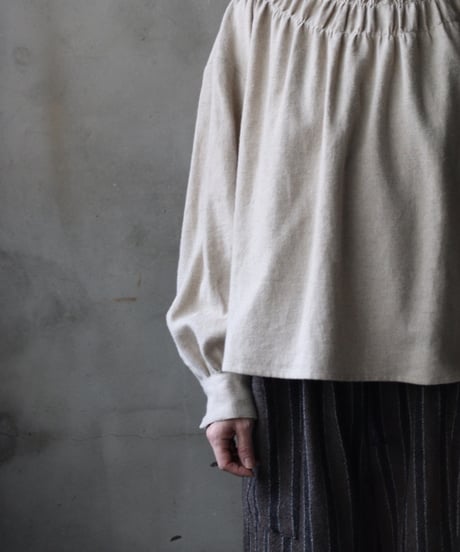 cavane キャヴァネ / Gathered stitch blouse linen & cottonブラウス / ca-25175