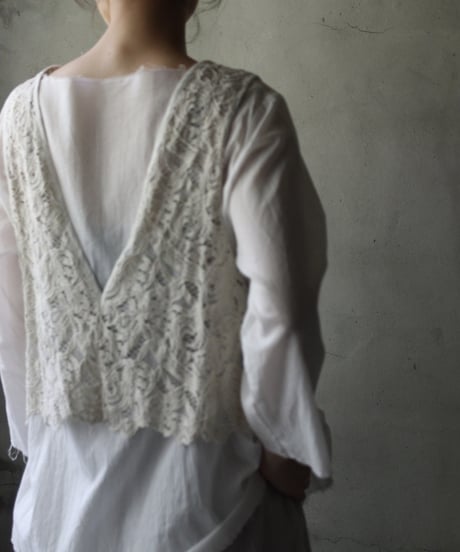 cavane キャヴァネ / Lace Vest limitedベスト/ ca-26069
