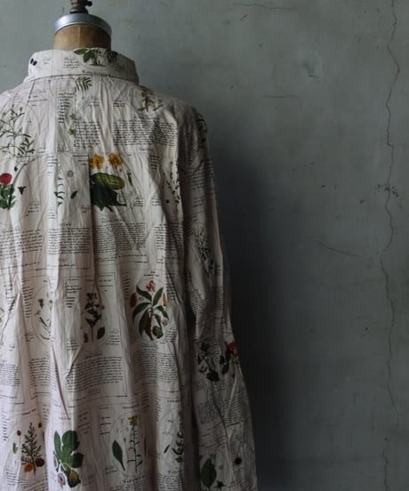 ALEKSANDR MANAMISアレクサンダーマナミ/ SLIT DETAIL WINTER HERBARIUM SHIRTシャツ / am-24029