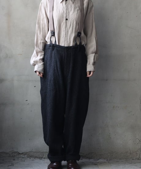 cavane キャヴァネ / Over-pants with suspender wool100パンツ / ca-25159