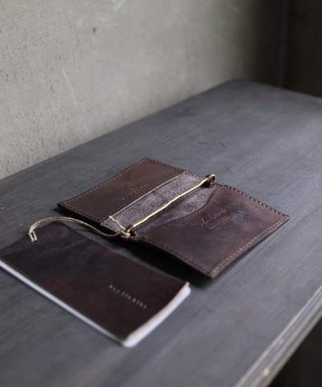 ALEKSANDR MANAMISアレクサンダーマナミ/ ALEKSANDR MANAMIS x tagliovivo Wallet / am-25010(AT-04)