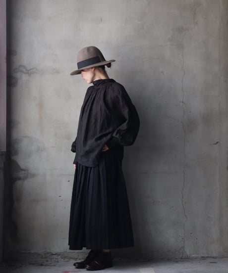 cavane キャヴァネ / Pull-over blouse with tie Linen100ブラウス / ca-26030