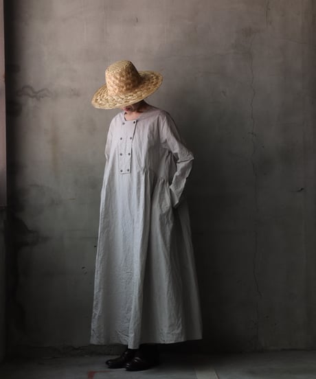 cavaneキャヴァネ / Gathered dress with side switchingワンピース / ca-26055