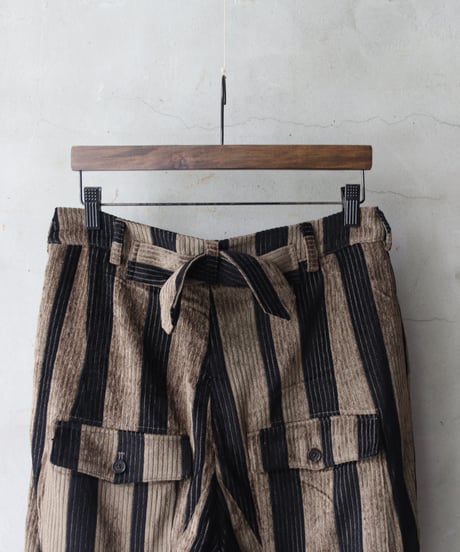 ALEKSANDR MANAMISアレクサンダーマナミ/ CORDUROY POCKET PANTパンツ/ am-24031
