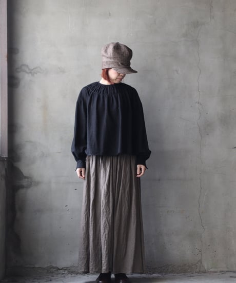 cavane キャヴァネ / Gathered stitch blouse linen & cottonブラウス / ca-25174