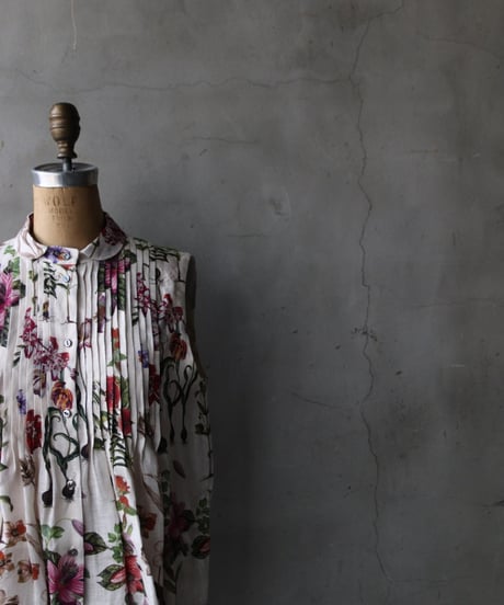MARIA TURRIマリア・トゥッリ / BOTANICAL SHIRTノースリーブ / MA-26008(49103)