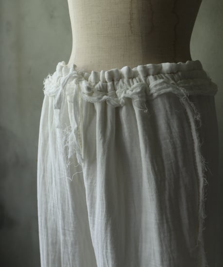 Cavalier Meiko Takahashi / Eligere gauze trousers #73 / Me-24012