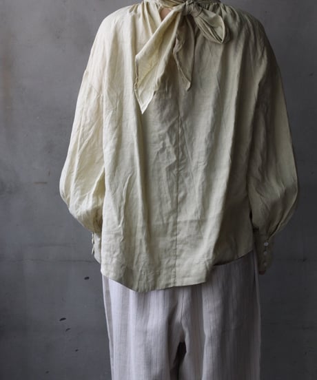 cavane キャヴァネ / Pull-over blouse with tie Linen100ブラウス / ca-26054