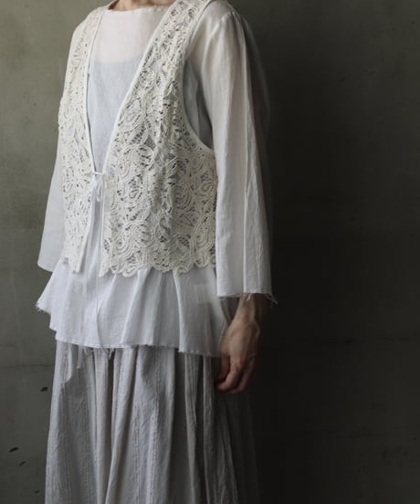 cavane キャヴァネ / Lace Vest limitedベスト/ ca-26069