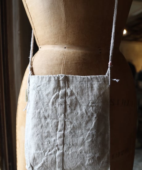 Antonia Rossi (Antomoon)/ Embroidered Shoulder Pochetteポシェット / An-24011